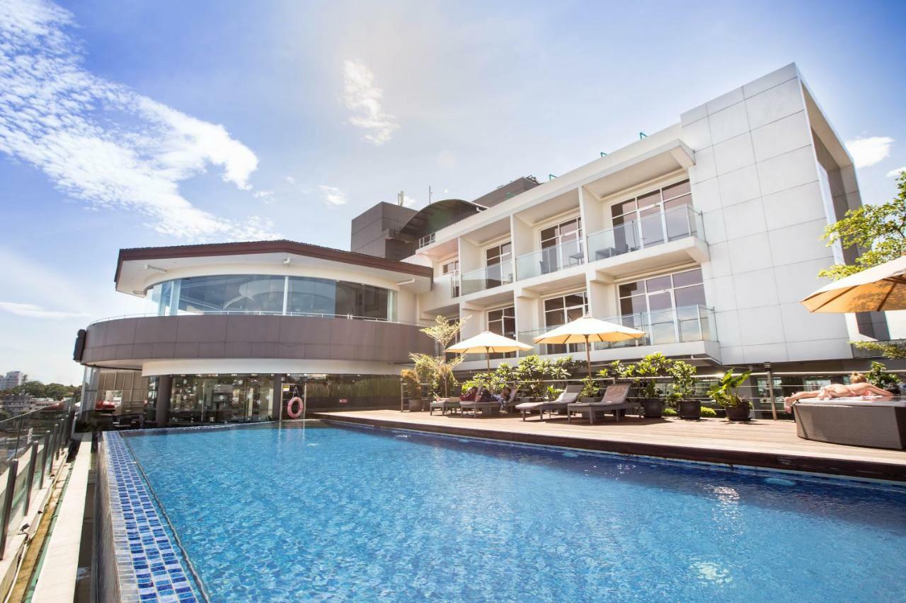Grandia Hotel Bandung Exterior photo